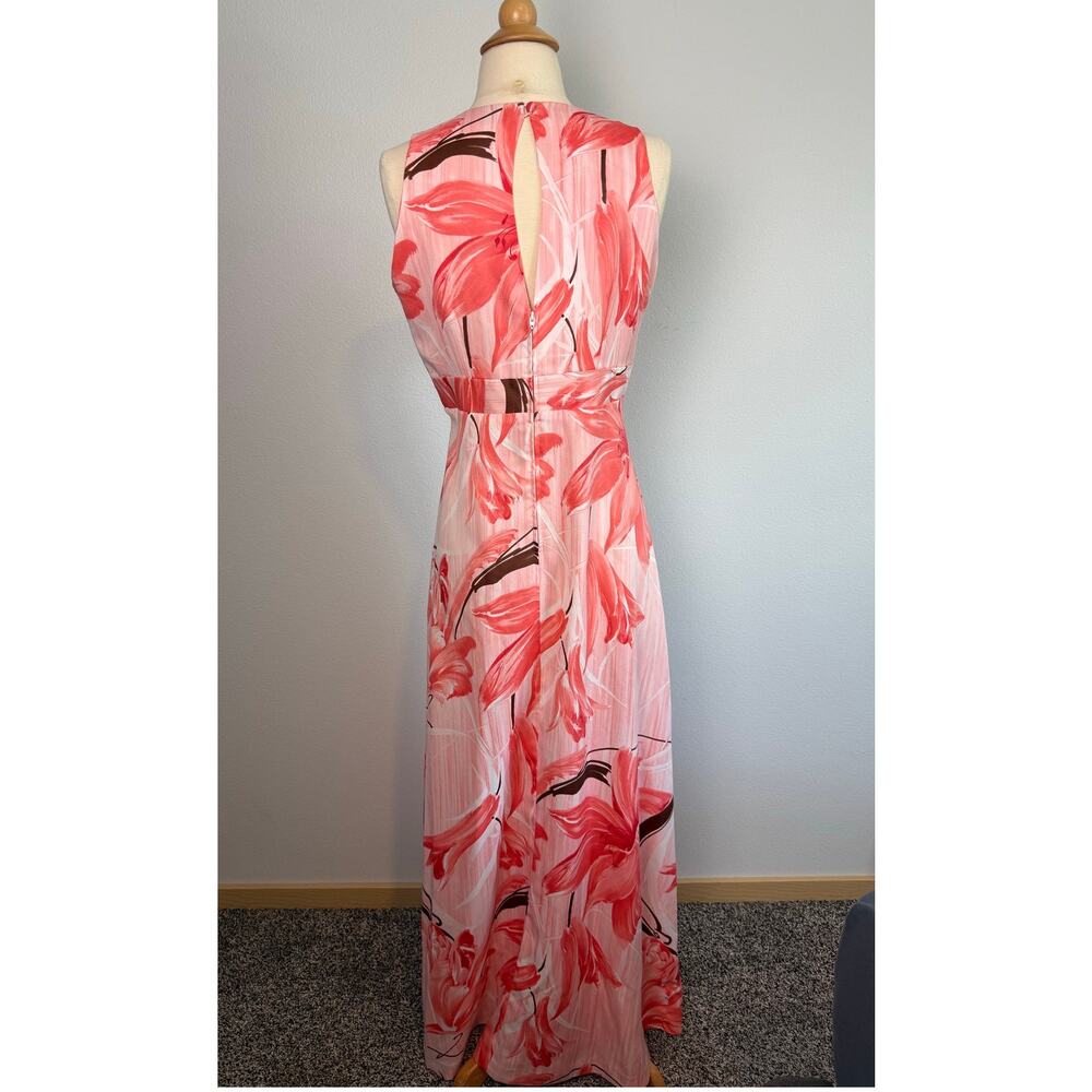 Sleeveless Pink Floral Midi Dress - Brand: - Picture 8 of 8